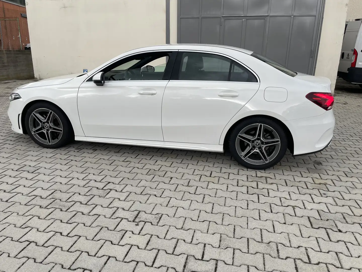 Mercedes-Benz A 220 Sport 4matic auto - 2