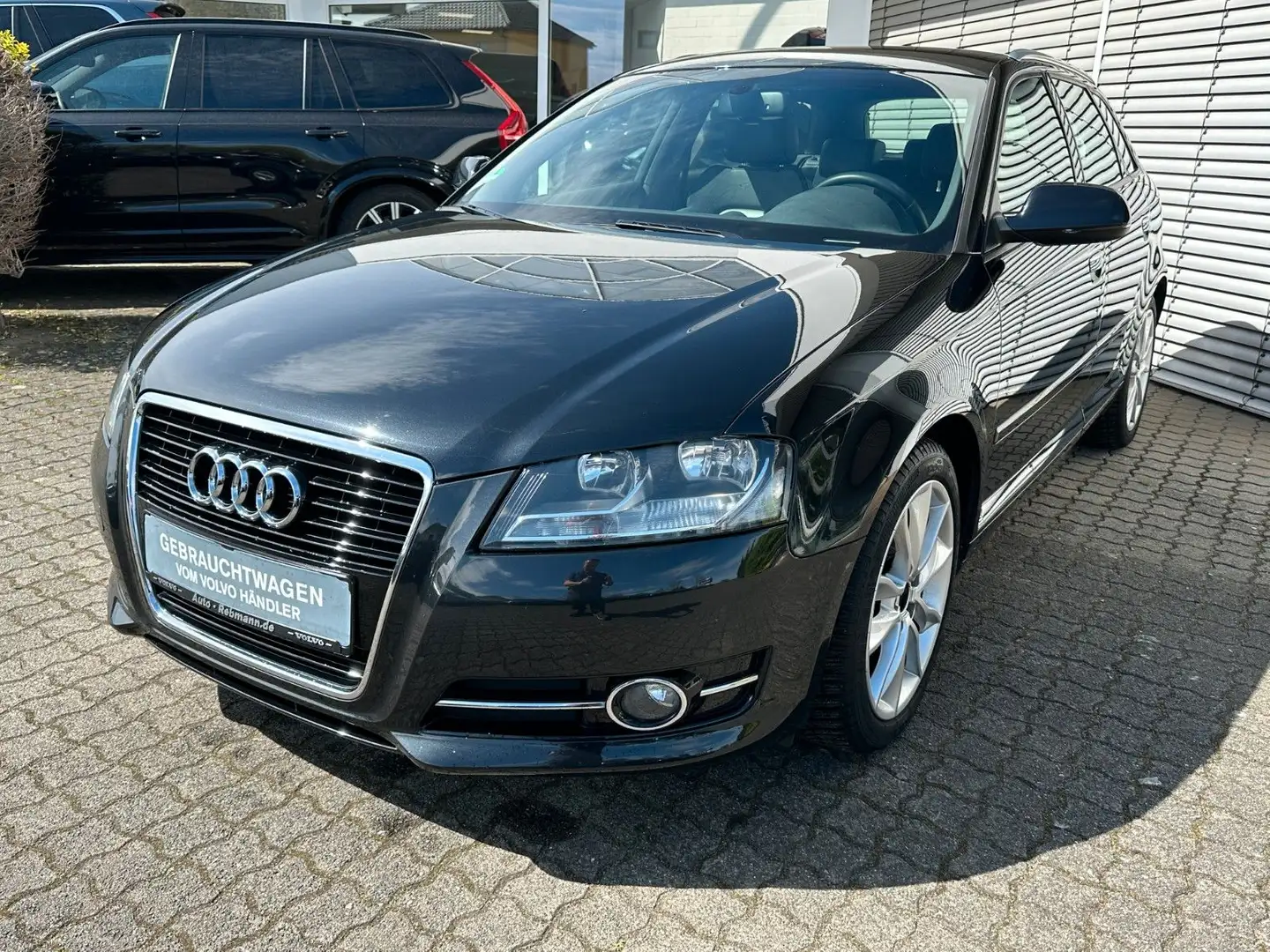 Audi A3 Sportback 1.4 TFSI Ambition Schwarz - 1