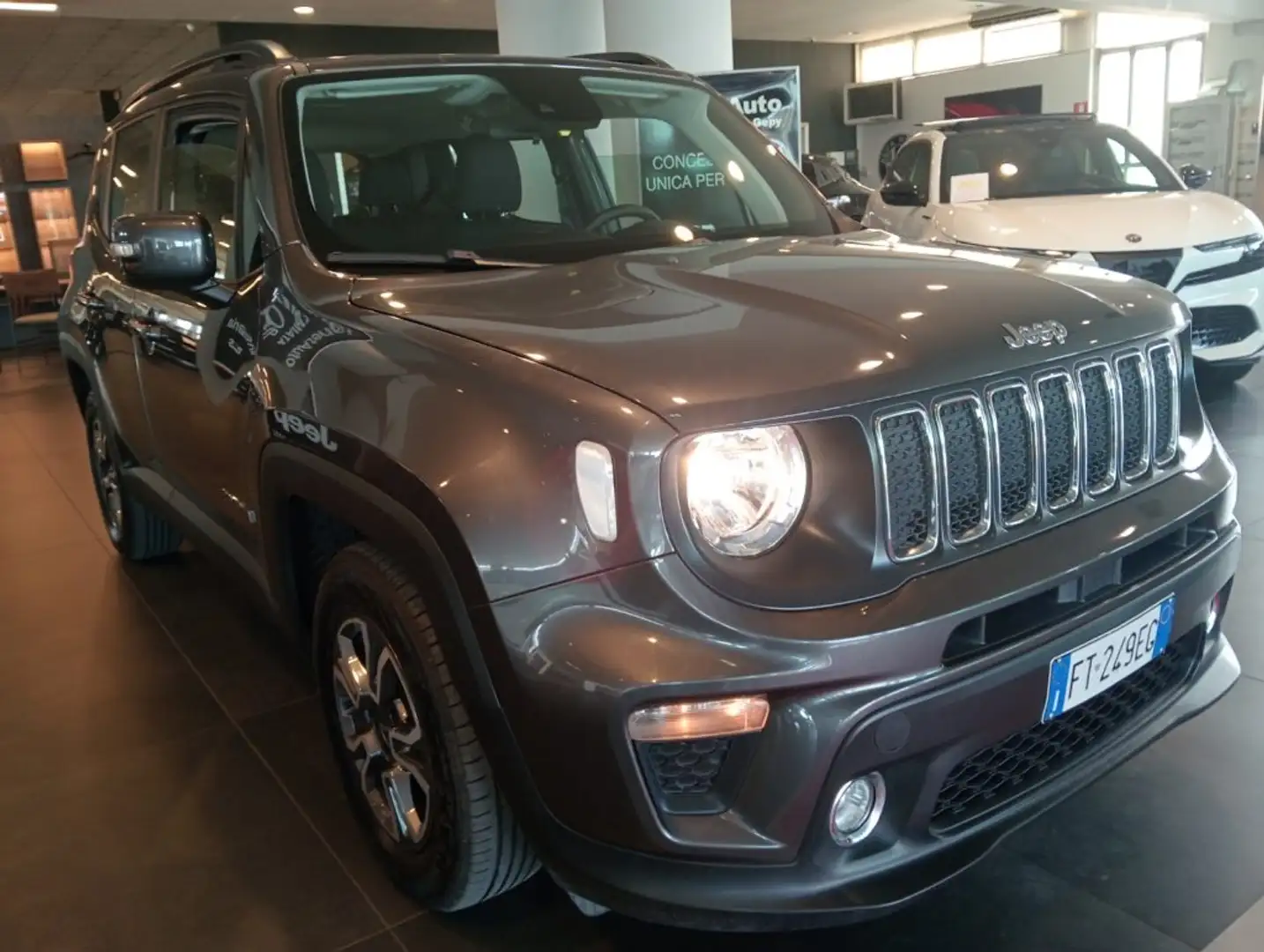 Jeep Renegade 1.0 T3 Longitude Grigio - 2
