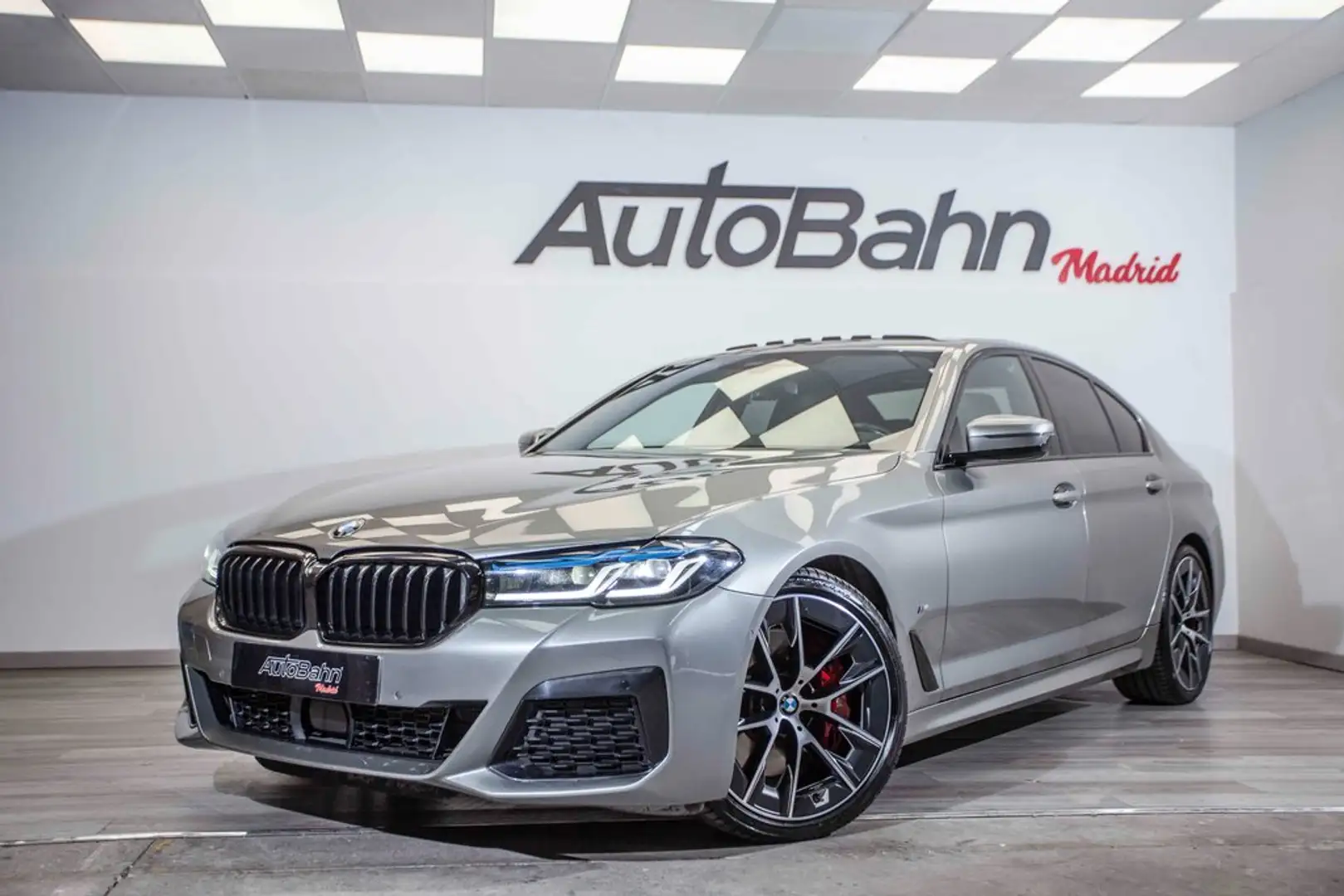 BMW 340 M340dA xDrive Gris - 1