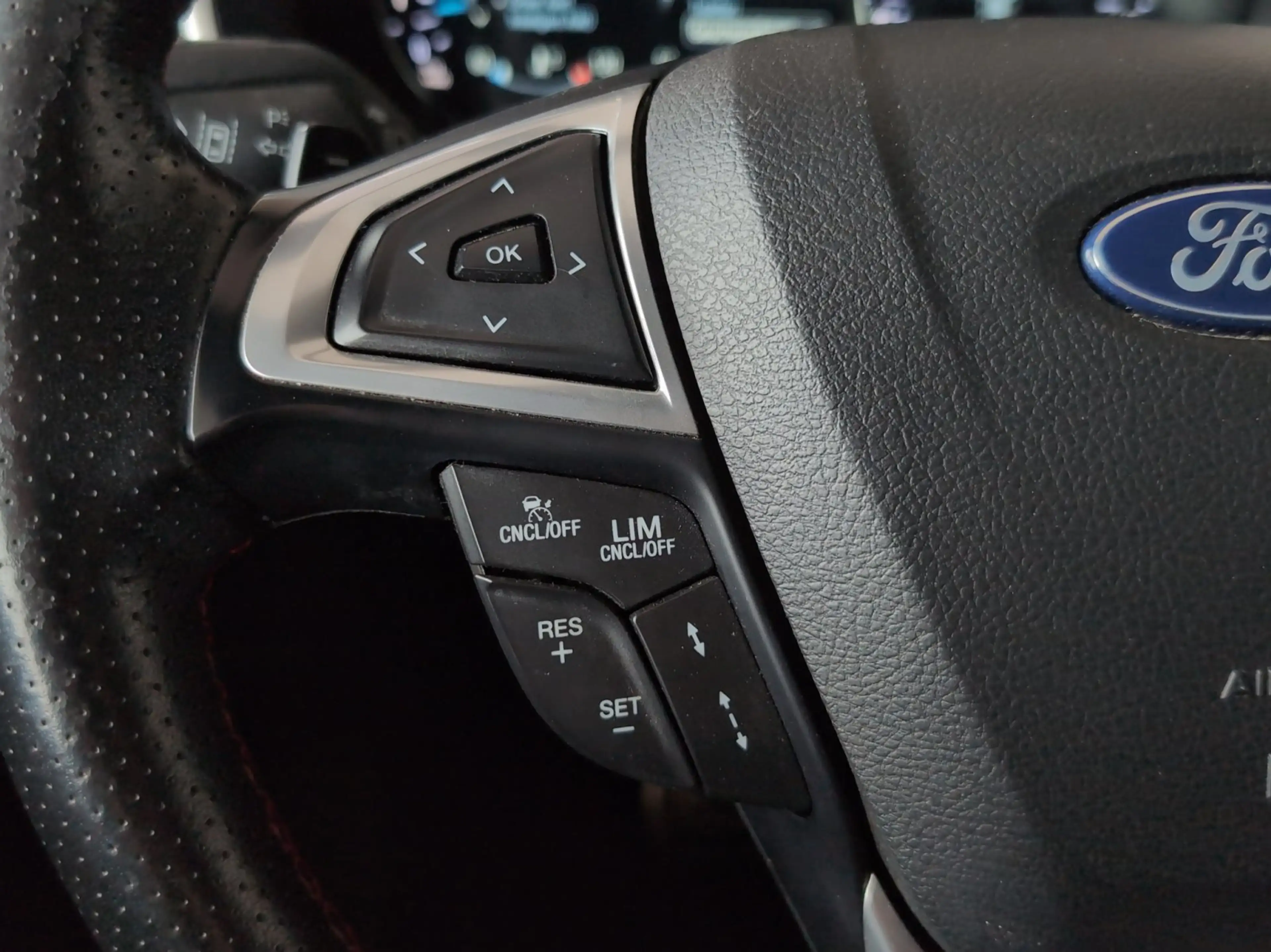 Ford S-Max 2.0 EcoBlue AWD ST-Line/Pano/ACC/AHK/7-Sitze — photo 13