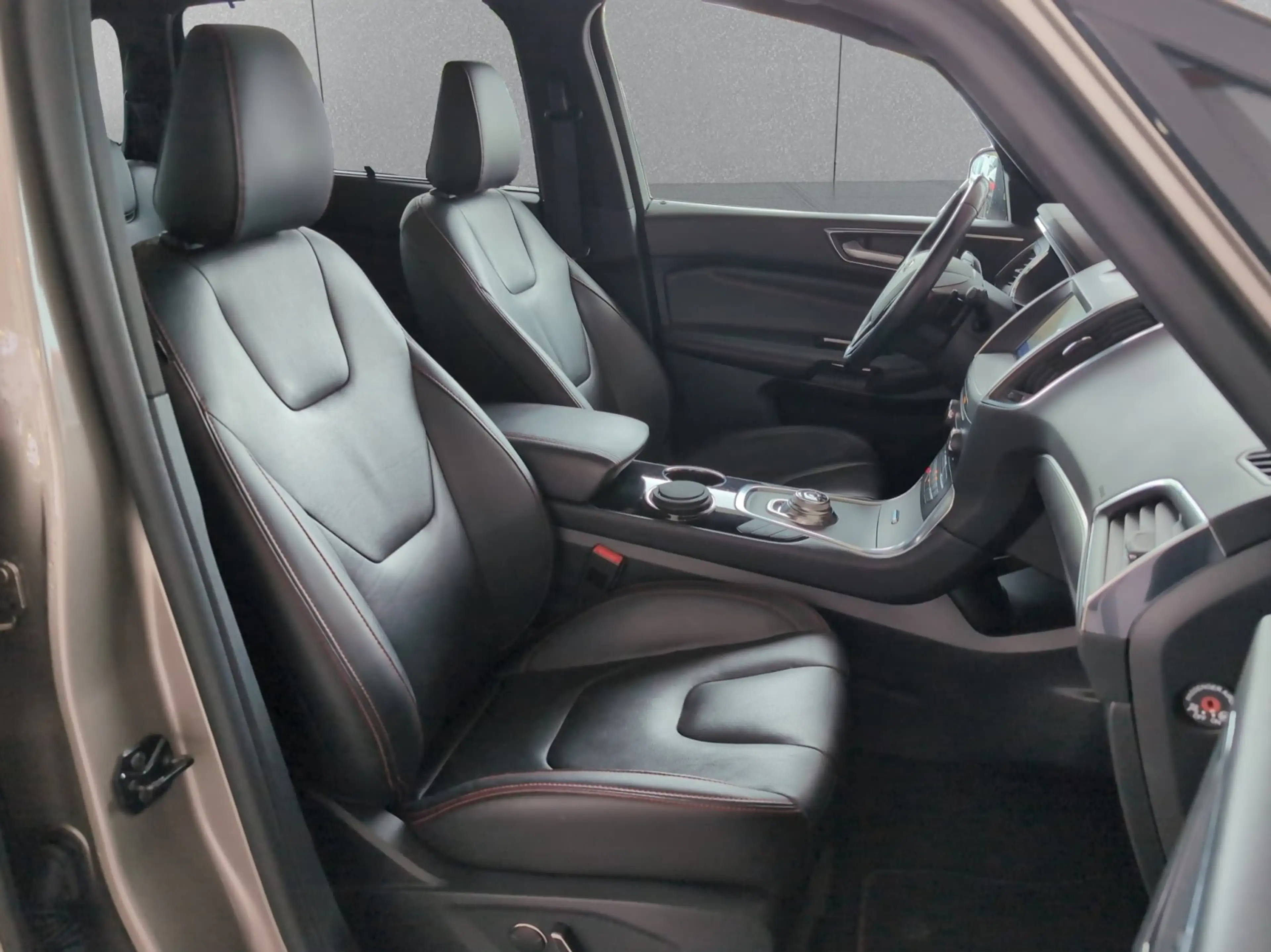 Ford S-Max 2.0 EcoBlue AWD ST-Line/Pano/ACC/AHK/7-Sitze — photo 7