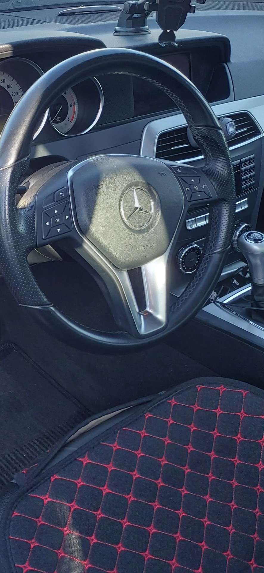 Second hand Mercedes Benz C-Class 