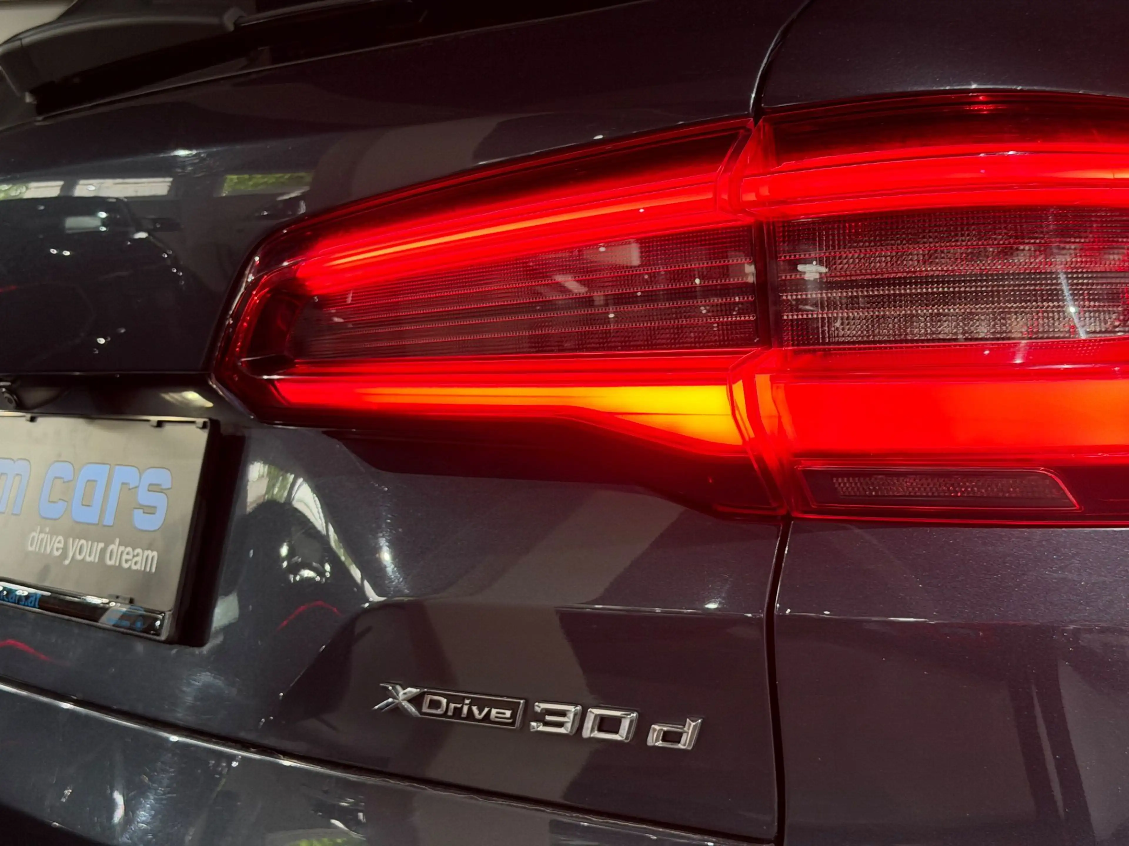 BMW X5 xDrive30d / 7 SITZER / LUFT / LASER / — photo 13