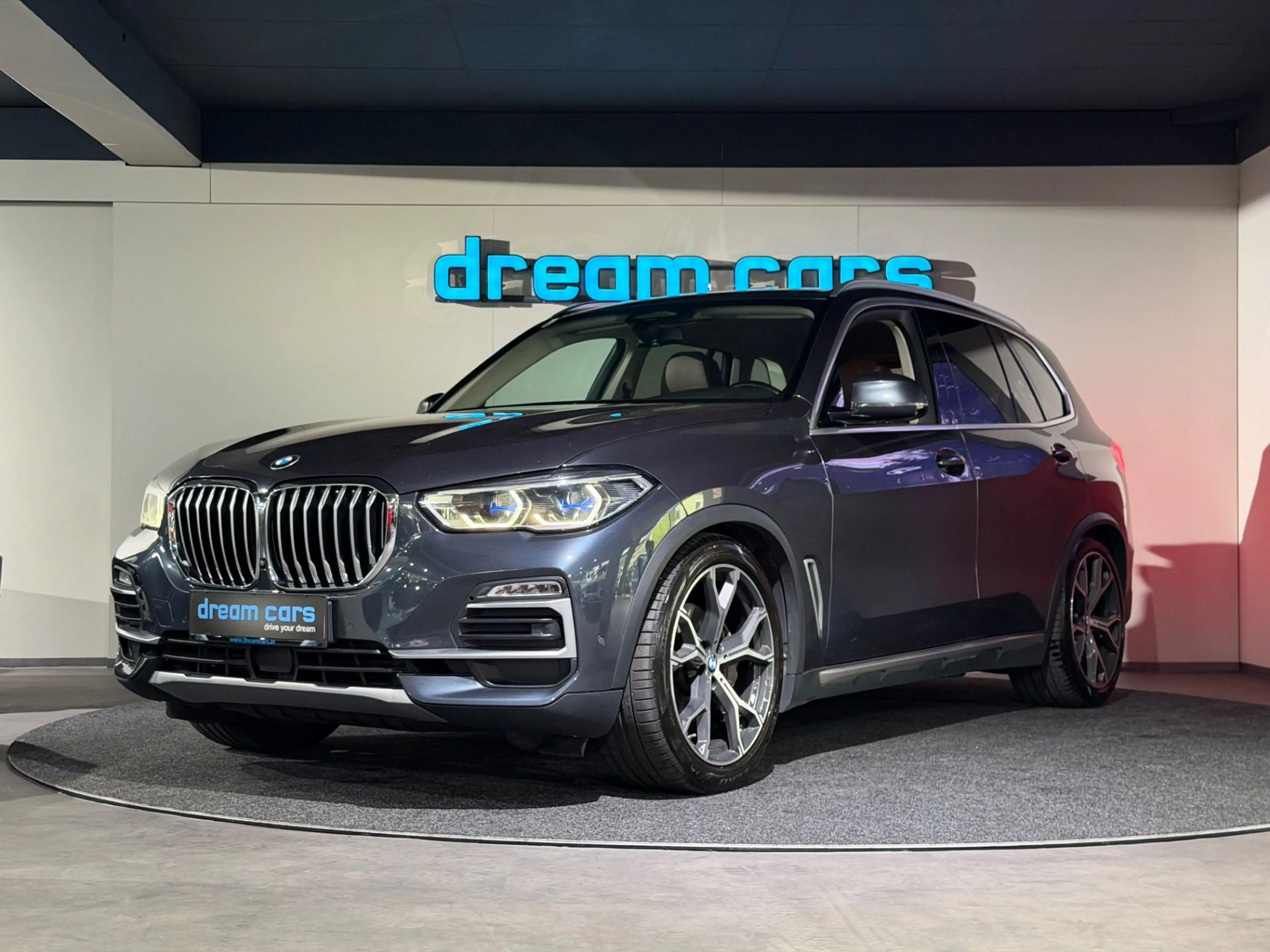 BMW X5 xDrive30d / 7 SITZER / LUFT / LASER / — photo 3
