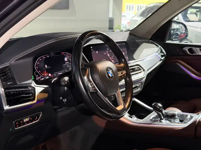BMW X5 view 28