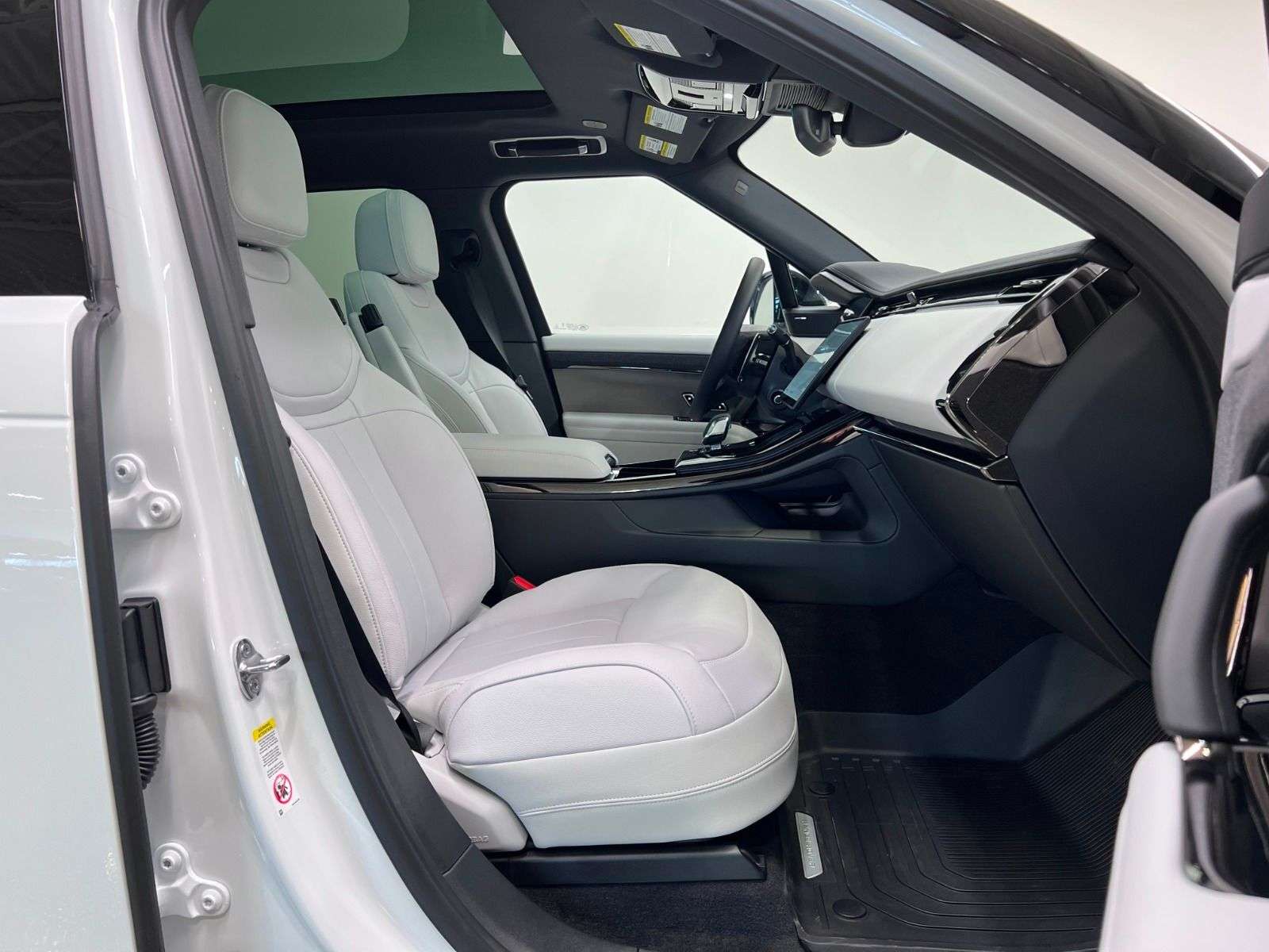 2026 Land Rover Range Rover Sport P360 S | LEASE FROM $999 PER MONTH thumb 24