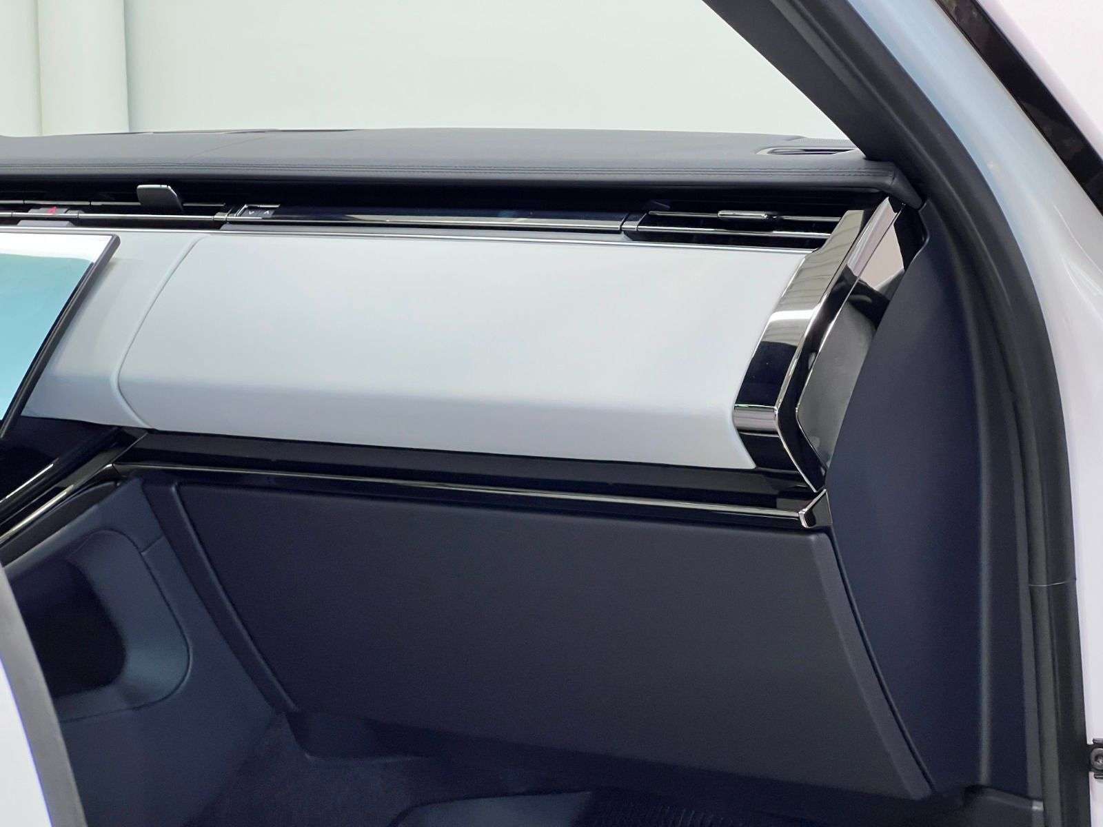 2026 Land Rover Range Rover Sport P360 S | LEASE FROM $999 PER MONTH thumb 34