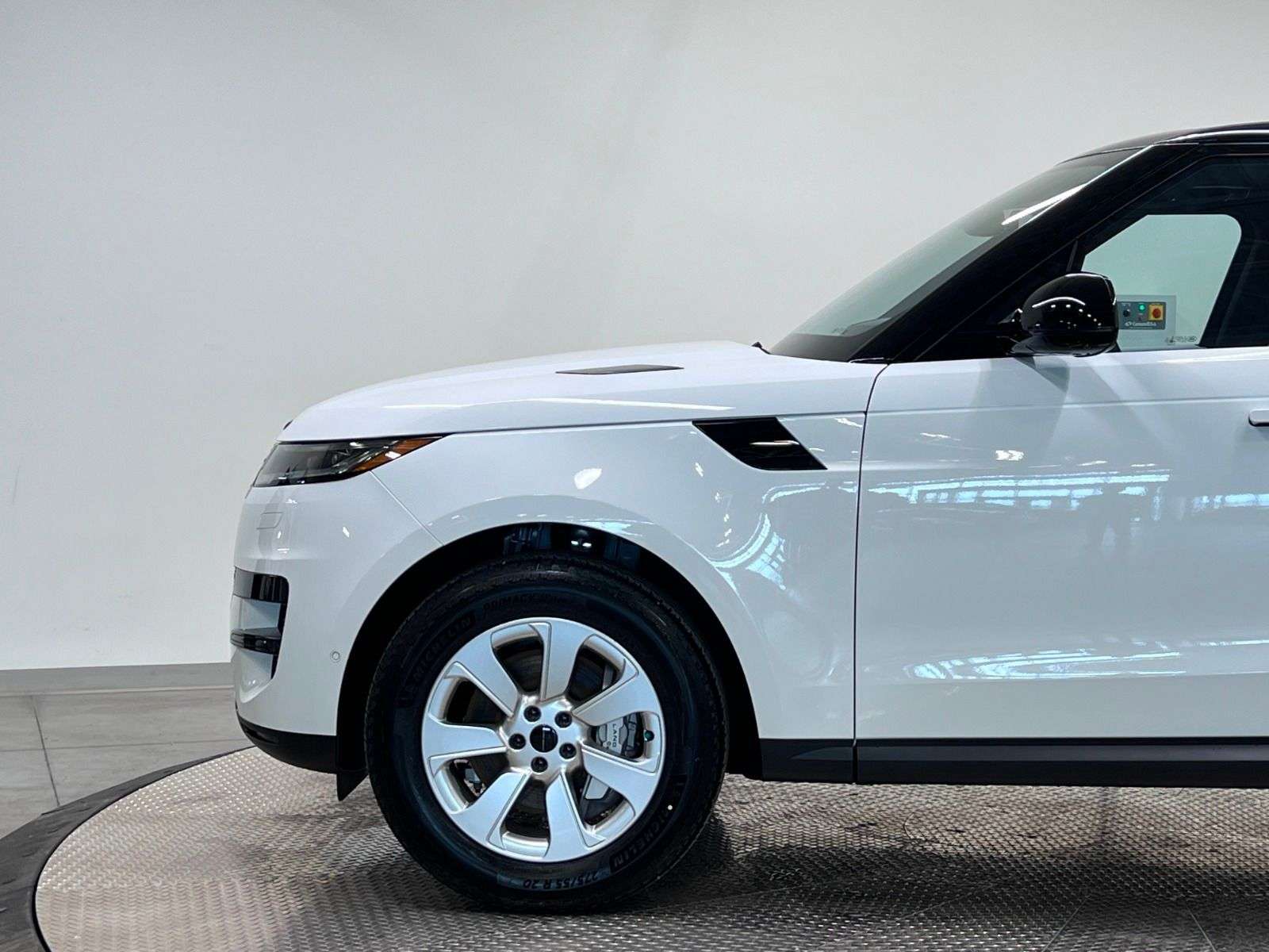2026 Land Rover Range Rover Sport P360 S | LEASE FROM $999 PER MONTH alt 5