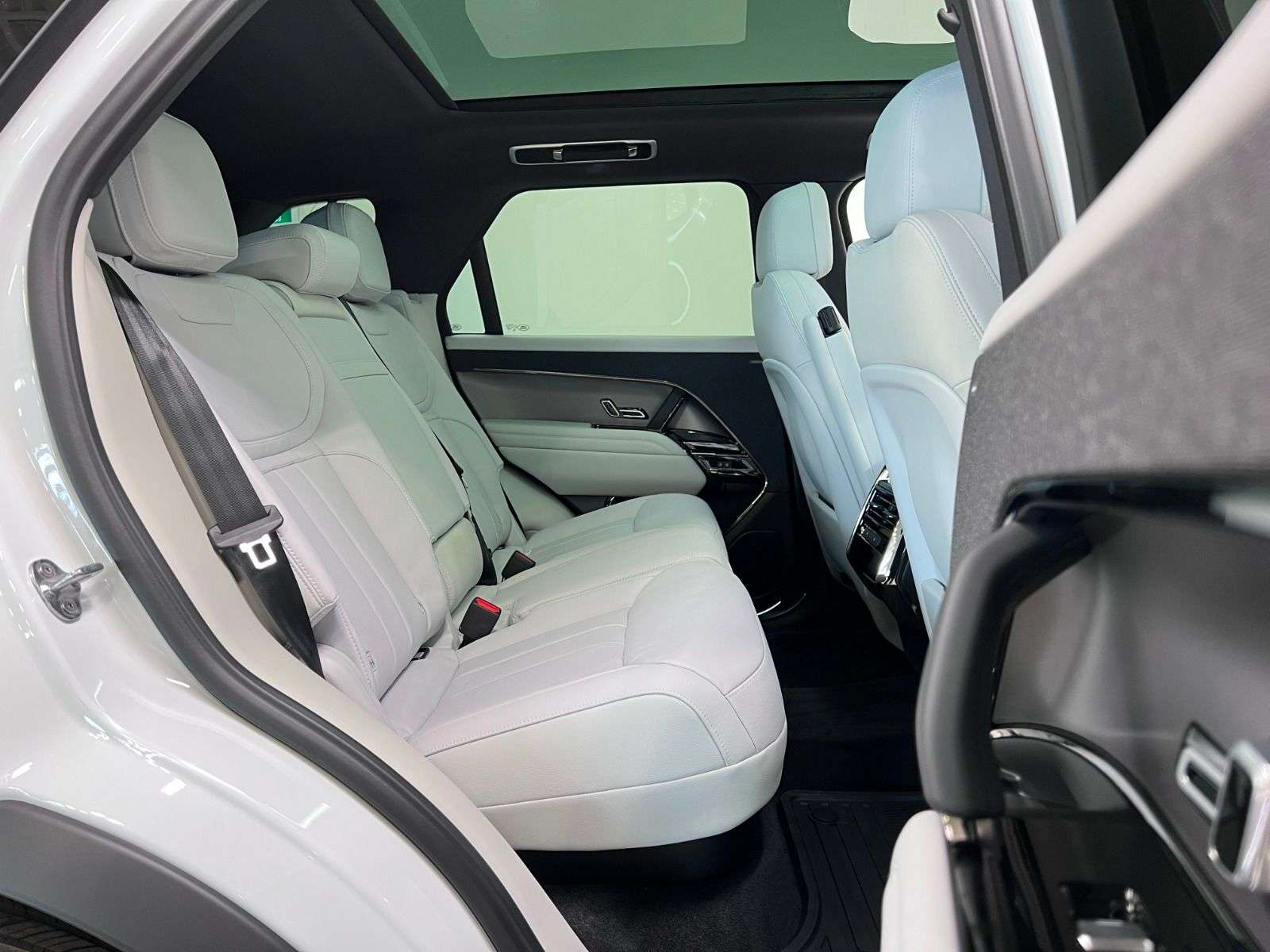 2026 Land Rover Range Rover Sport P360 S | LEASE FROM $999 PER MONTH thumb 25