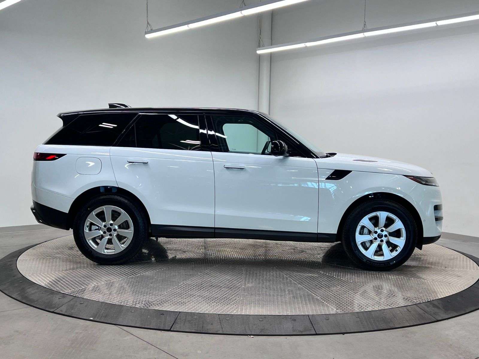 2026 Land Rover Range Rover Sport P360 S | LEASE FROM $999 PER MONTH thumb 7