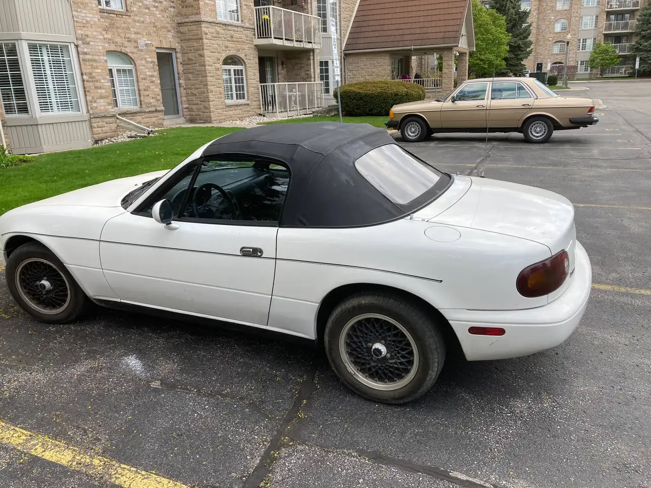 Mazda MX-5 Miata снимка Mazda MX-5 Miata