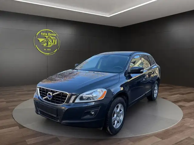 Volvo XC60 Momentum 2WD