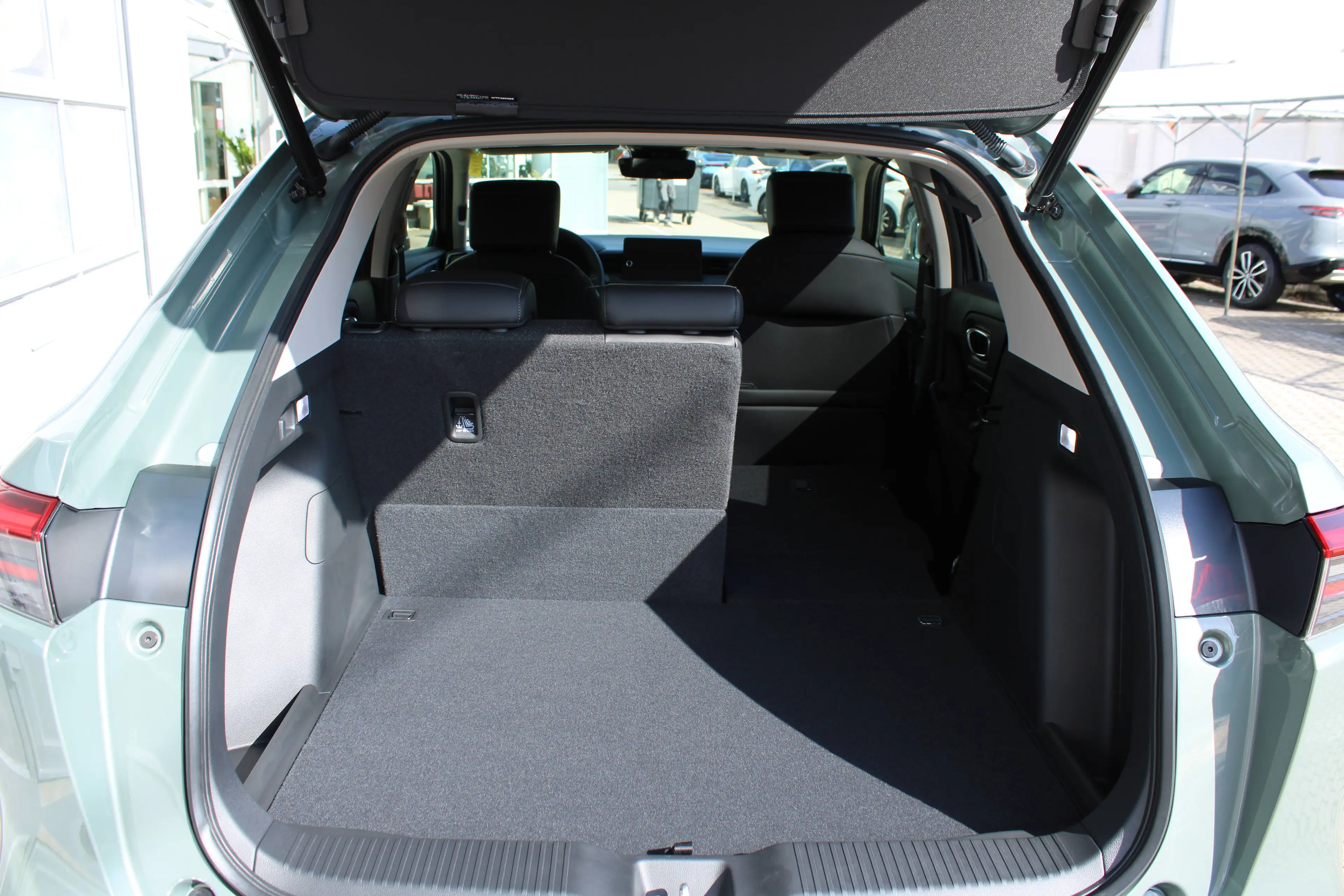 Honda HR-V 1.5 Hybrid Advance — photo 8