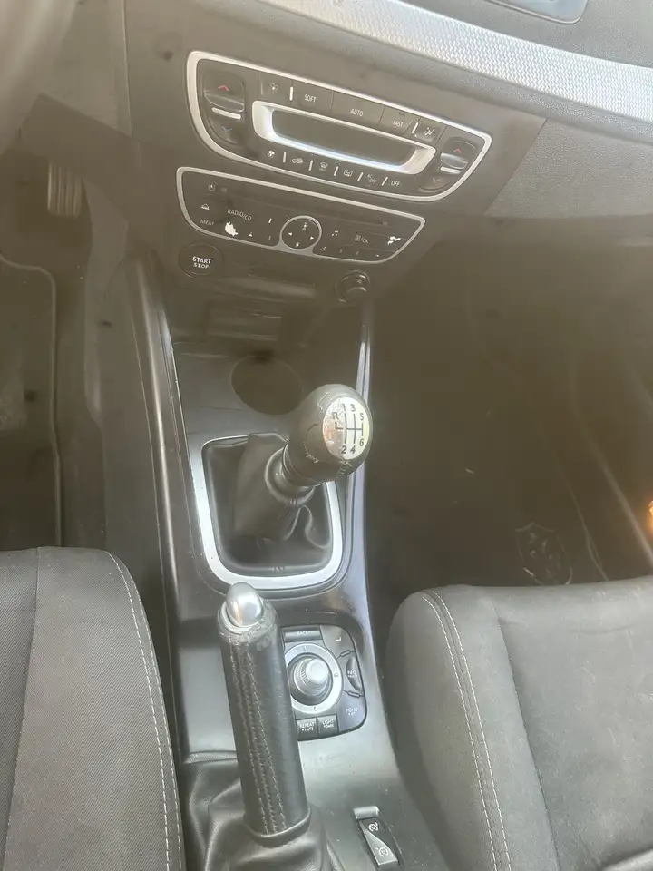 Renault Megane Berline — photo 13