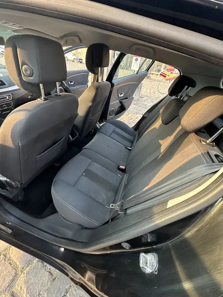 Renault Megane Berline — photo 9