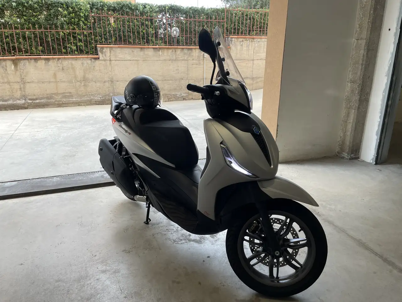Piaggio Beverly 400