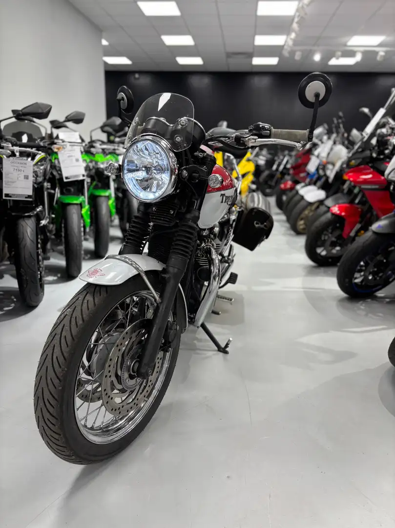 Triumph Bonneville T120 Červená - 2