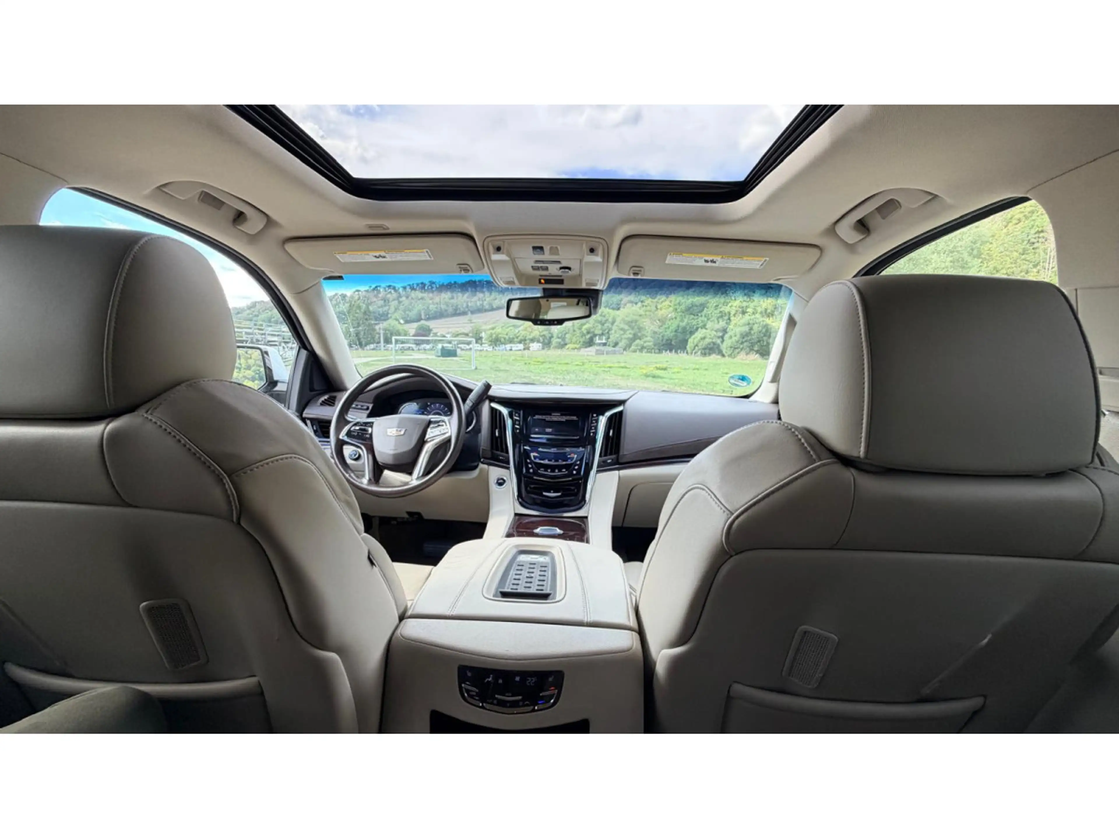 Cadillac Escalade 6.2 V8 — photo 15