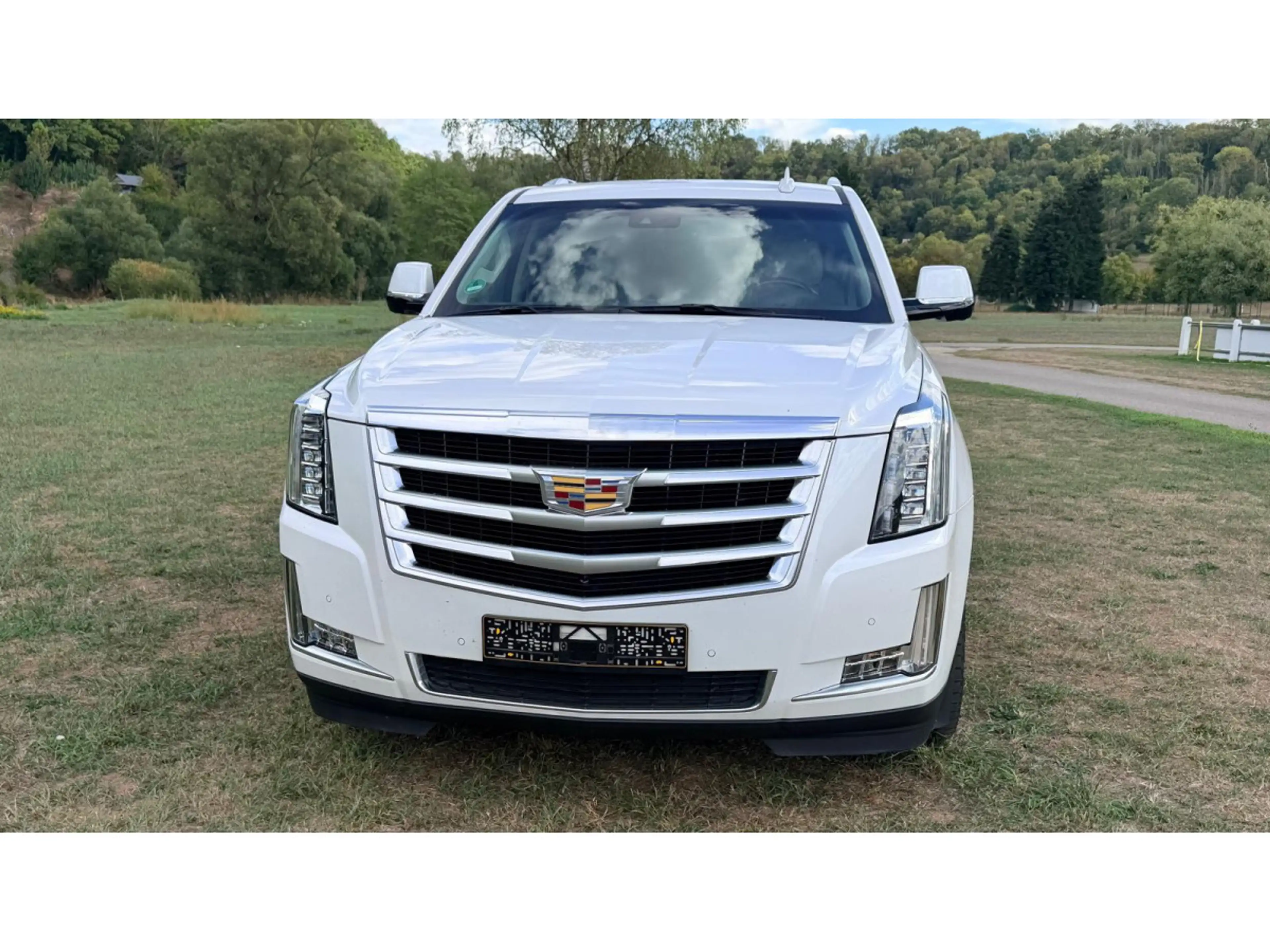 Cadillac Escalade 6.2 V8 — photo 4