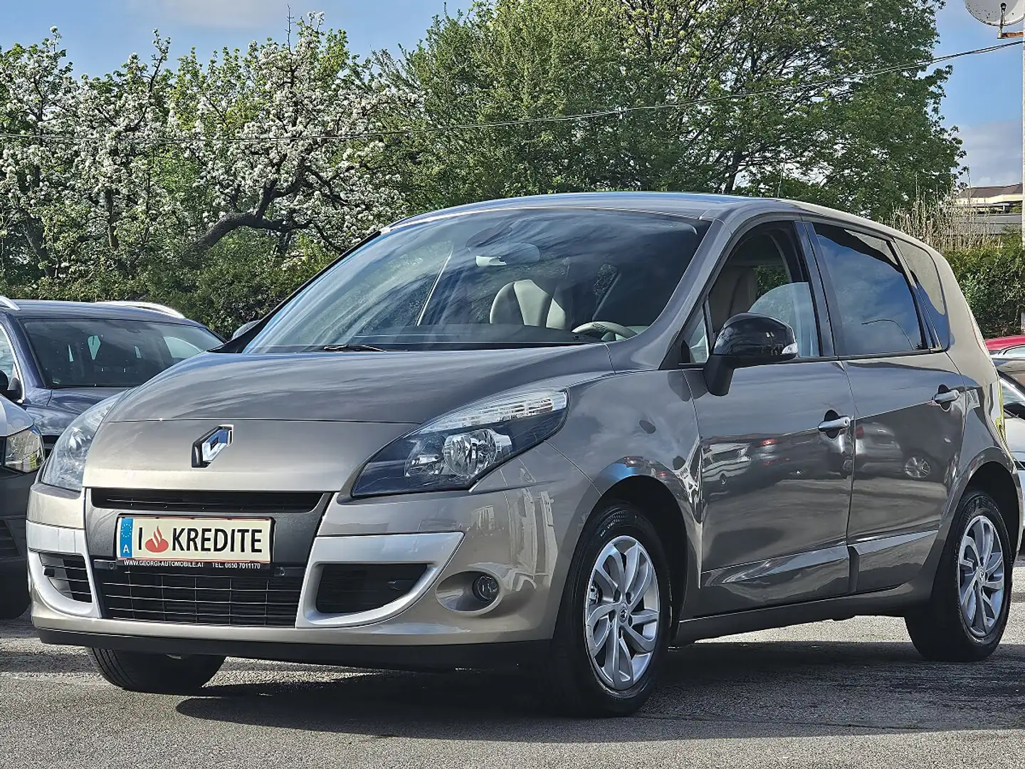 Renault Scenic Scénic III Privilège 1,5 dCi AUTOMATIK 1Hand Braun - 2