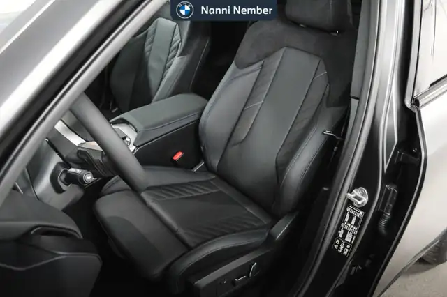 BMW X3 view 14