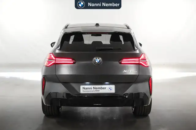 BMW X3 view 3