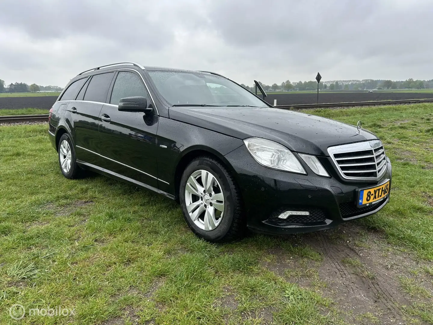Mercedes-Benz E 200 Estate CDI Avantgarde AUTOMAAT LEER NAVI Black - 2