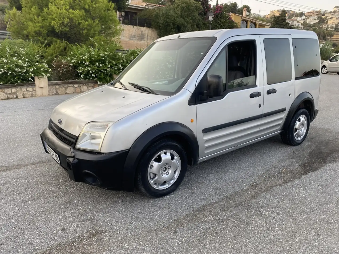 Ford Transit Connect FT Tourneo 230L 8Pl. 90 Plateado - 1