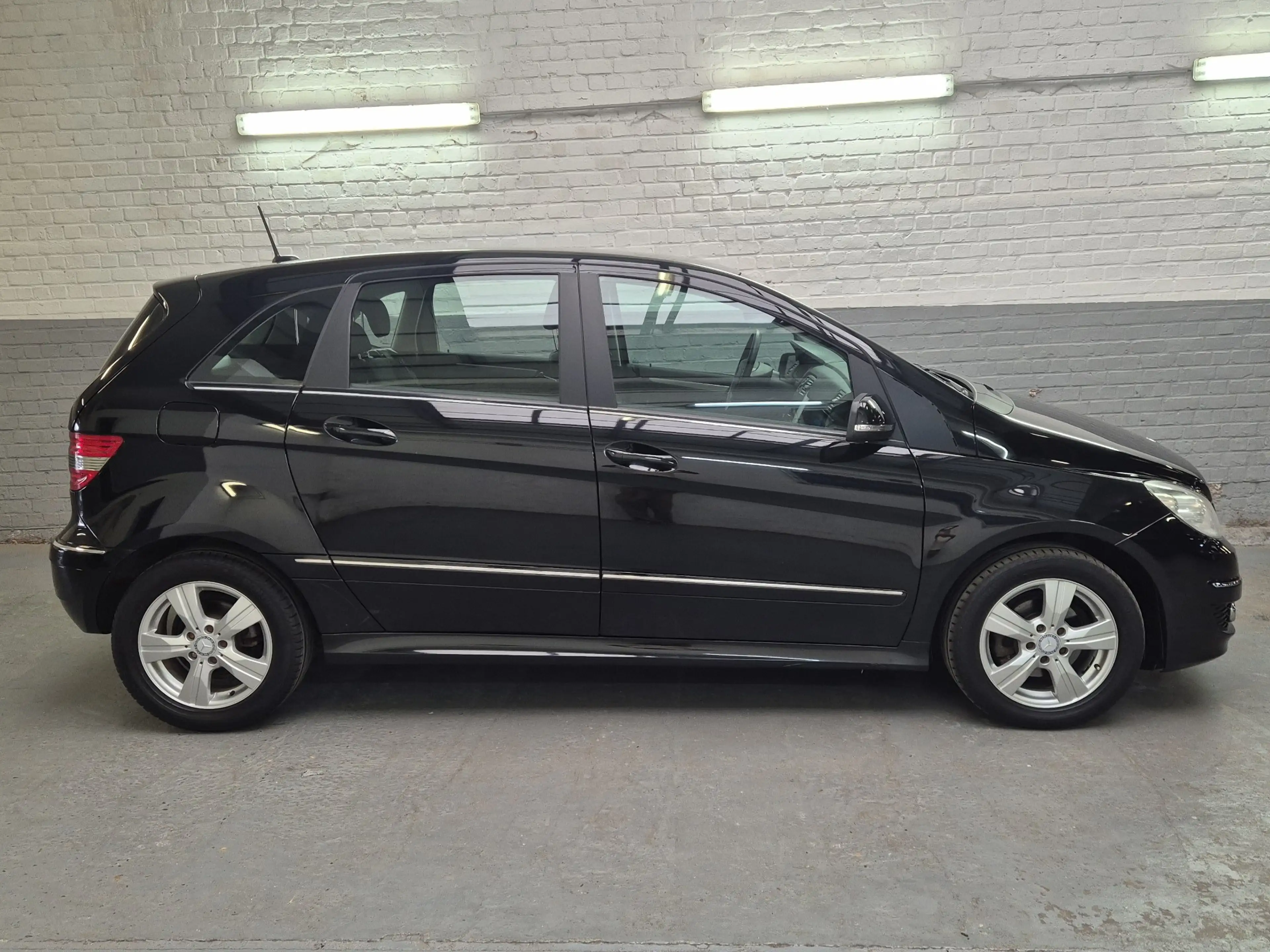 Mercedes-Benz B 180 Automatique - 53.000km !- Garantie — photo 5