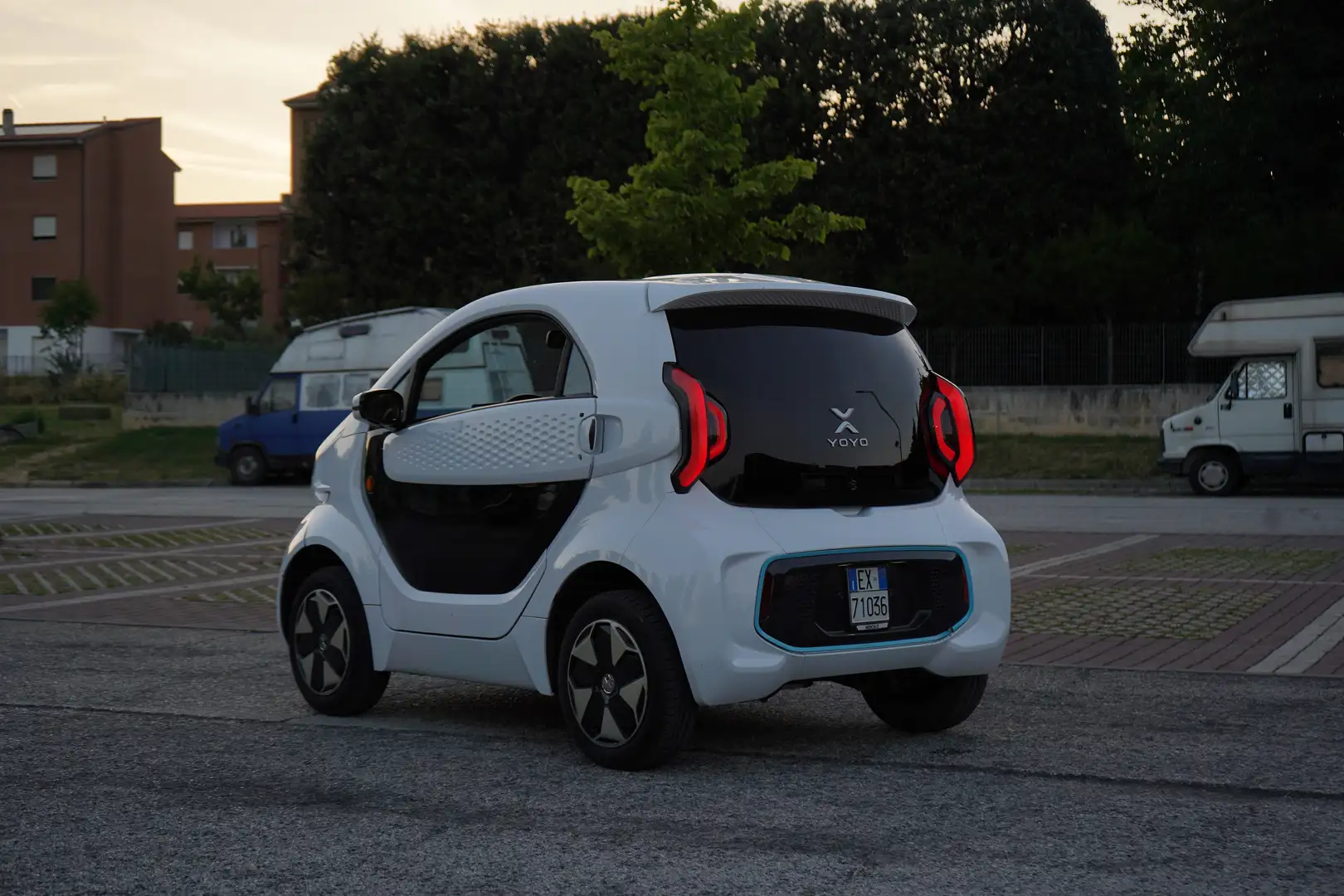 XEV Yoyo - 2