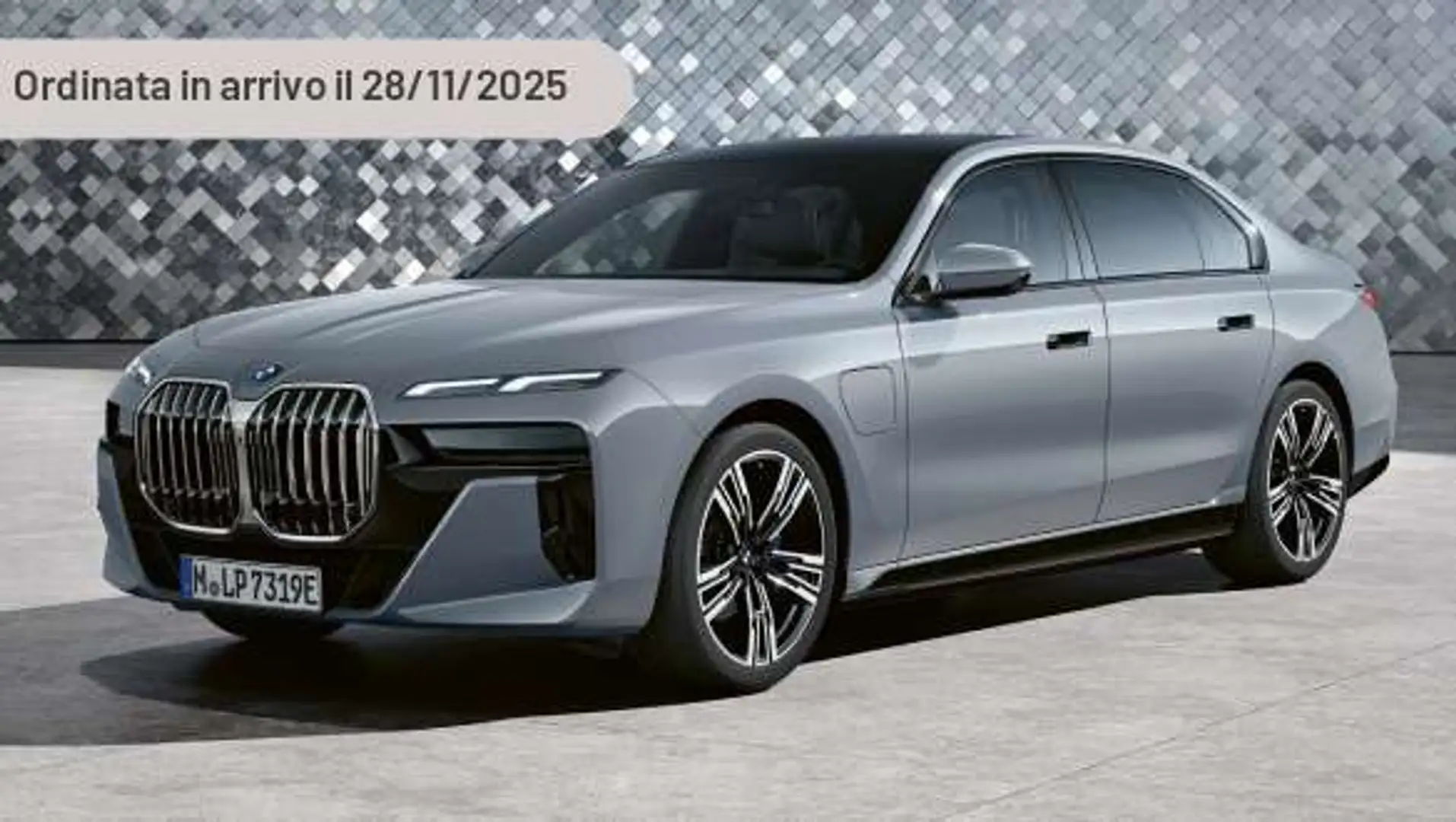 BMW i7 M70 Msport Pro Silber - 2