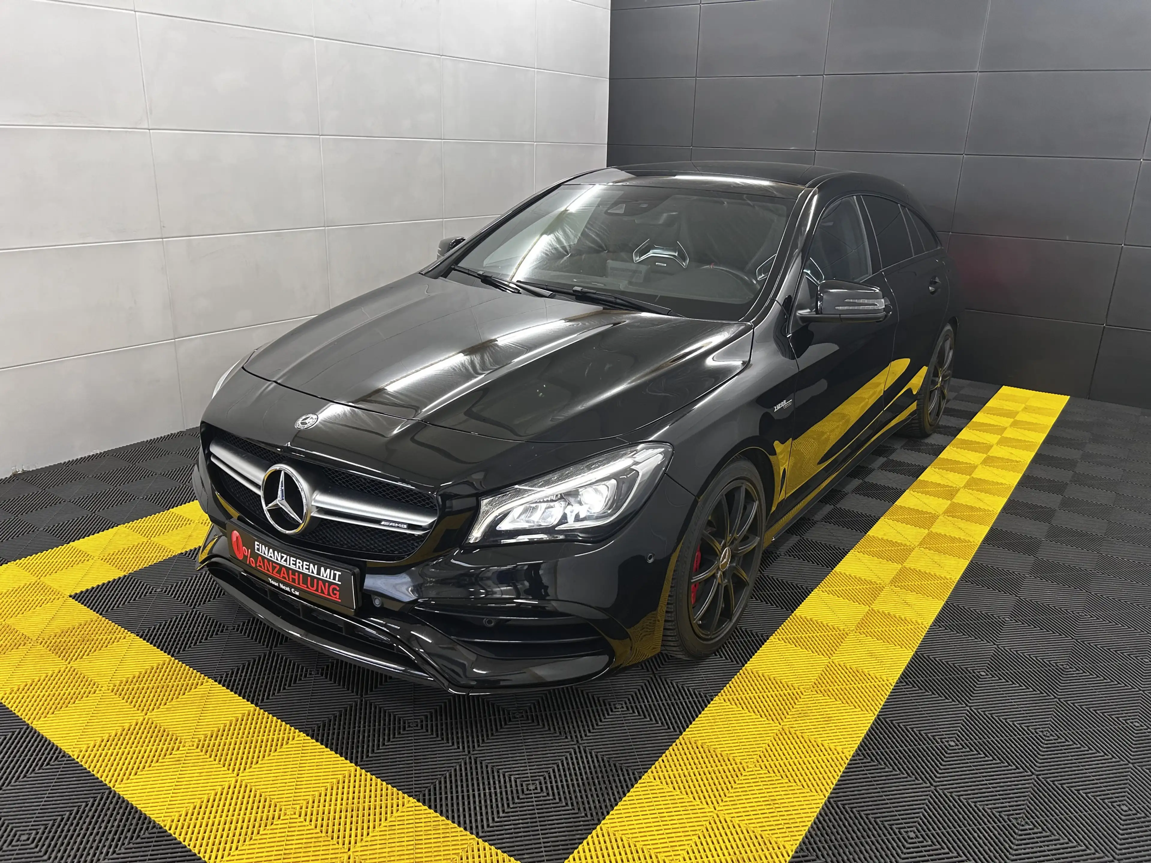 Mercedes-Benz CLA 45 AMG 4Matic+Pano+H&K+Memory