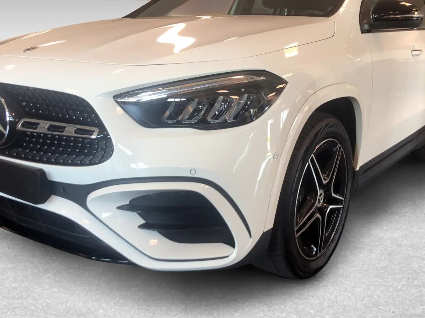 Mercedes-Benz GLA 250 250 e phev AMG Line Advanced Plus auto Bianco - 2