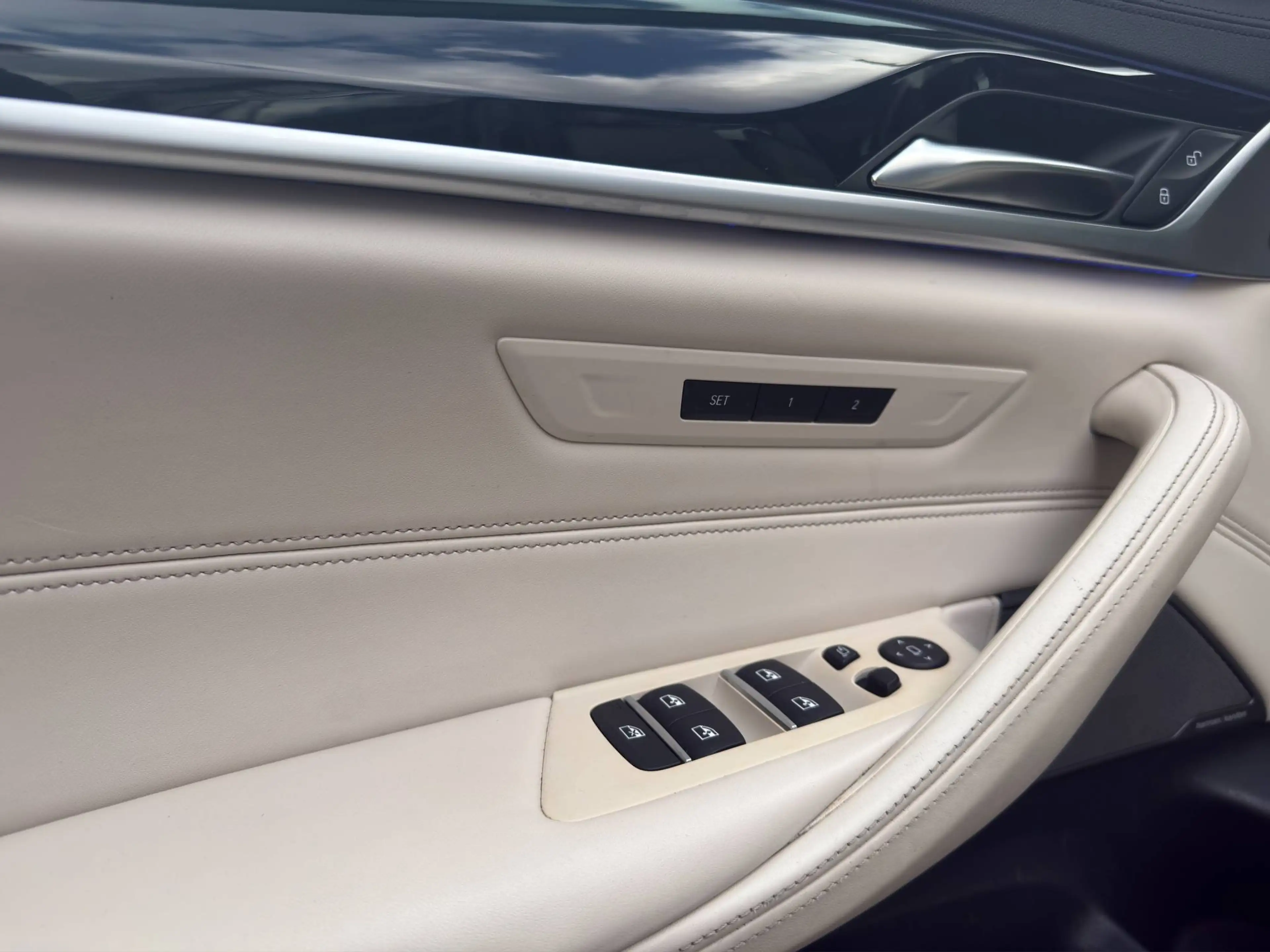 BMW 530 530 d xDrive touring Luxury Line — photo 12