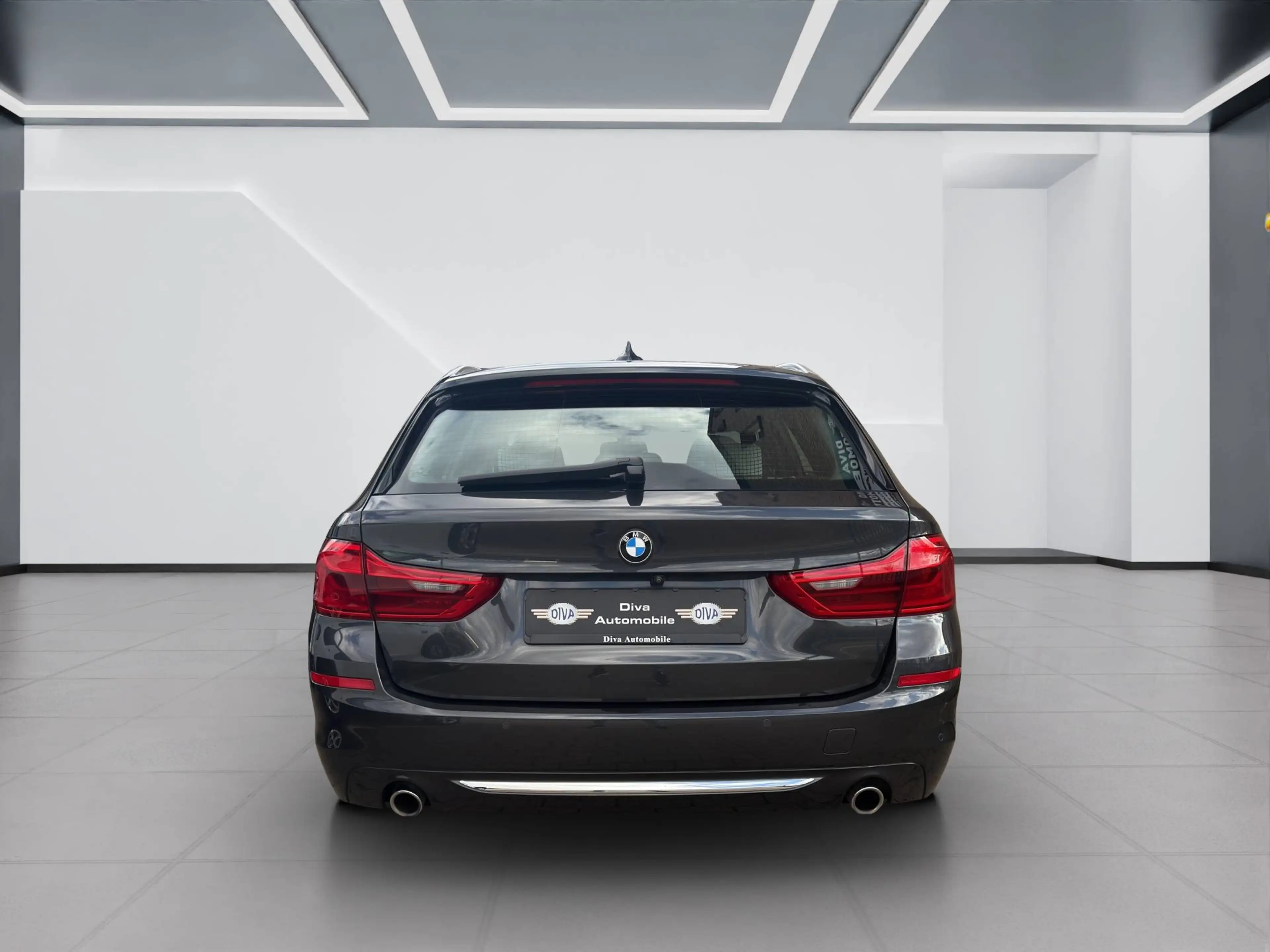 BMW 530 530 d xDrive touring Luxury Line — photo 6