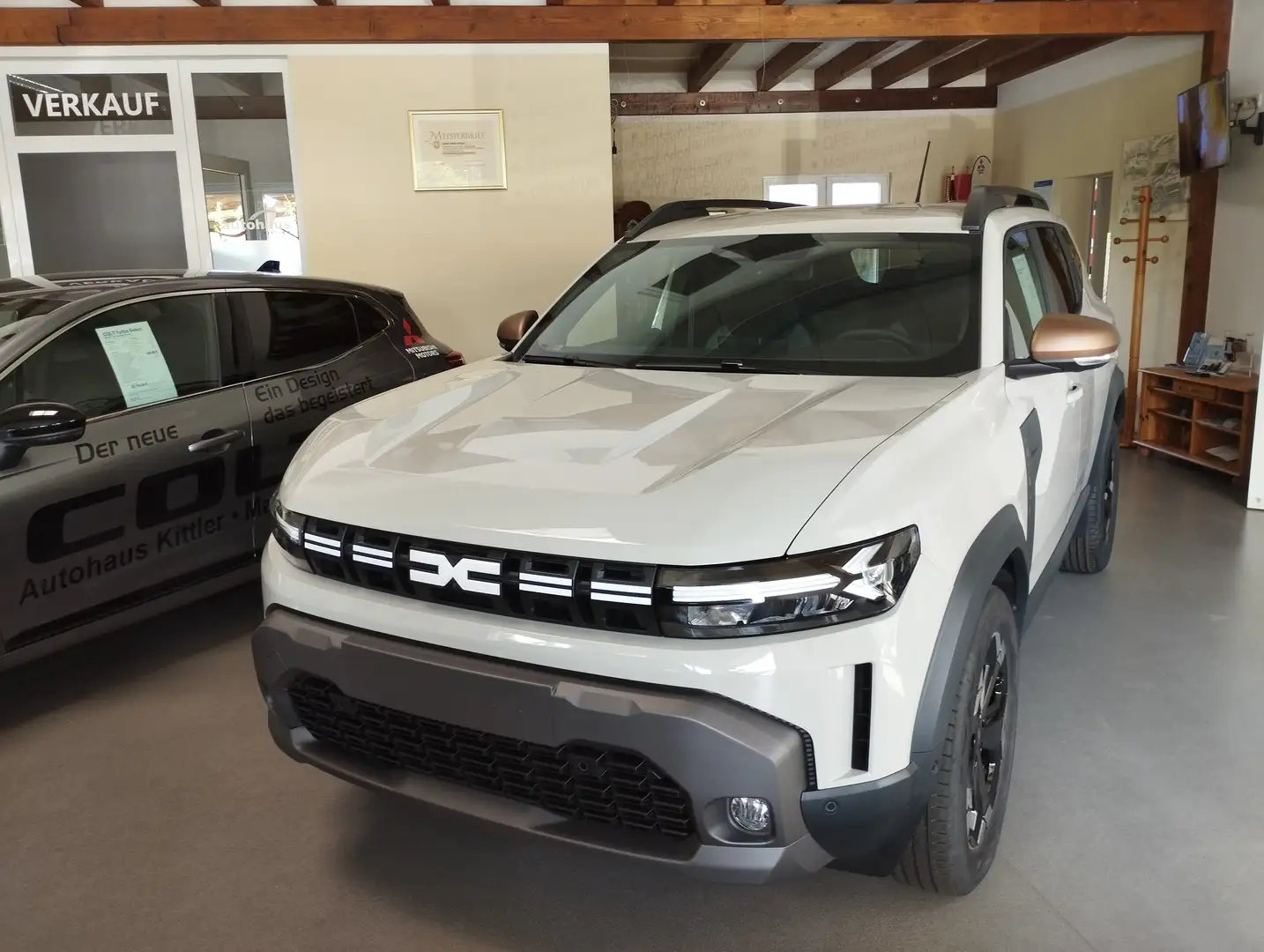 Dacia Duster TCe 130 Extreme" NIEDRIG-PREIS-DEAL" Beige - 2