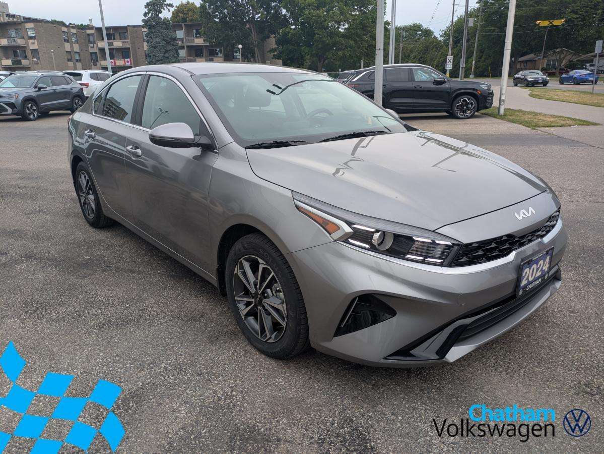 2024 Kia Forte EX IVT — photo 1