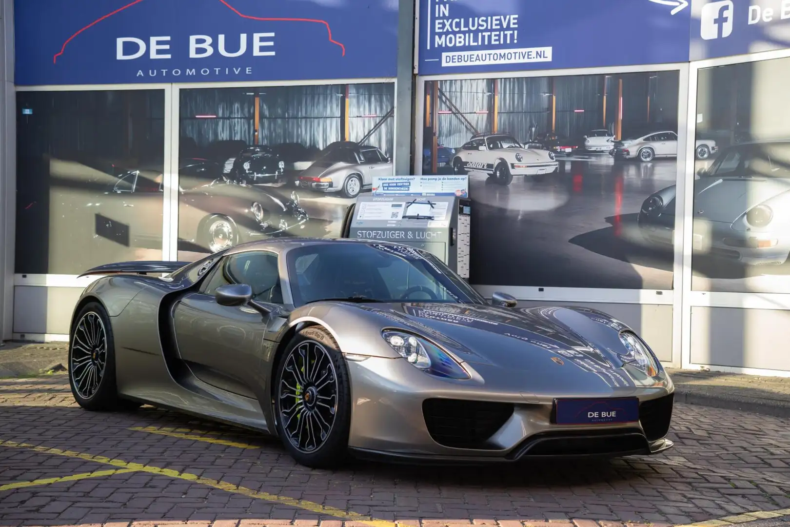 Porsche 918 Spyder | org. NL | Liquid Silver | Carbon | Lift | Grijs - 1