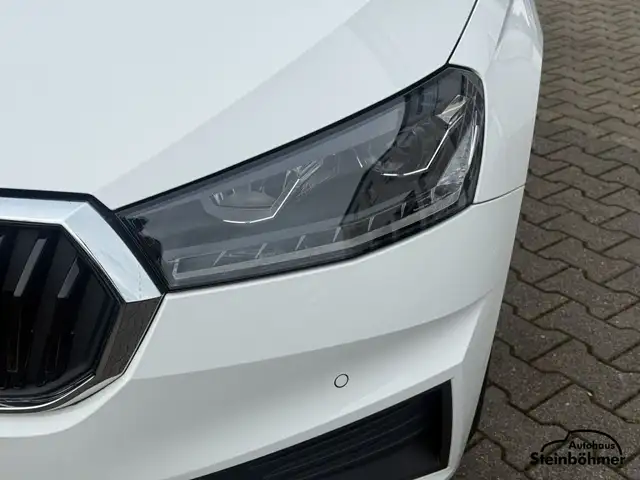 Skoda Fabia view 11