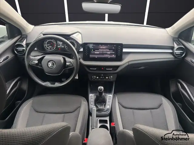 Skoda Fabia view 19
