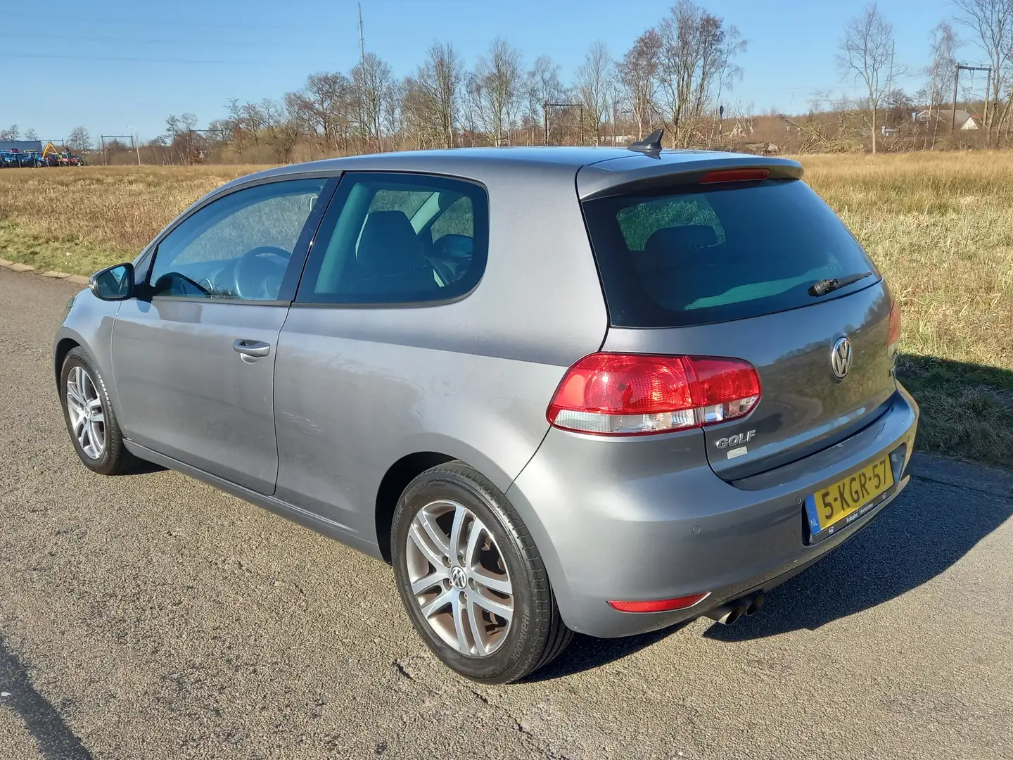Volkswagen Golf 1.4 TSI Highline Grijs - 2
