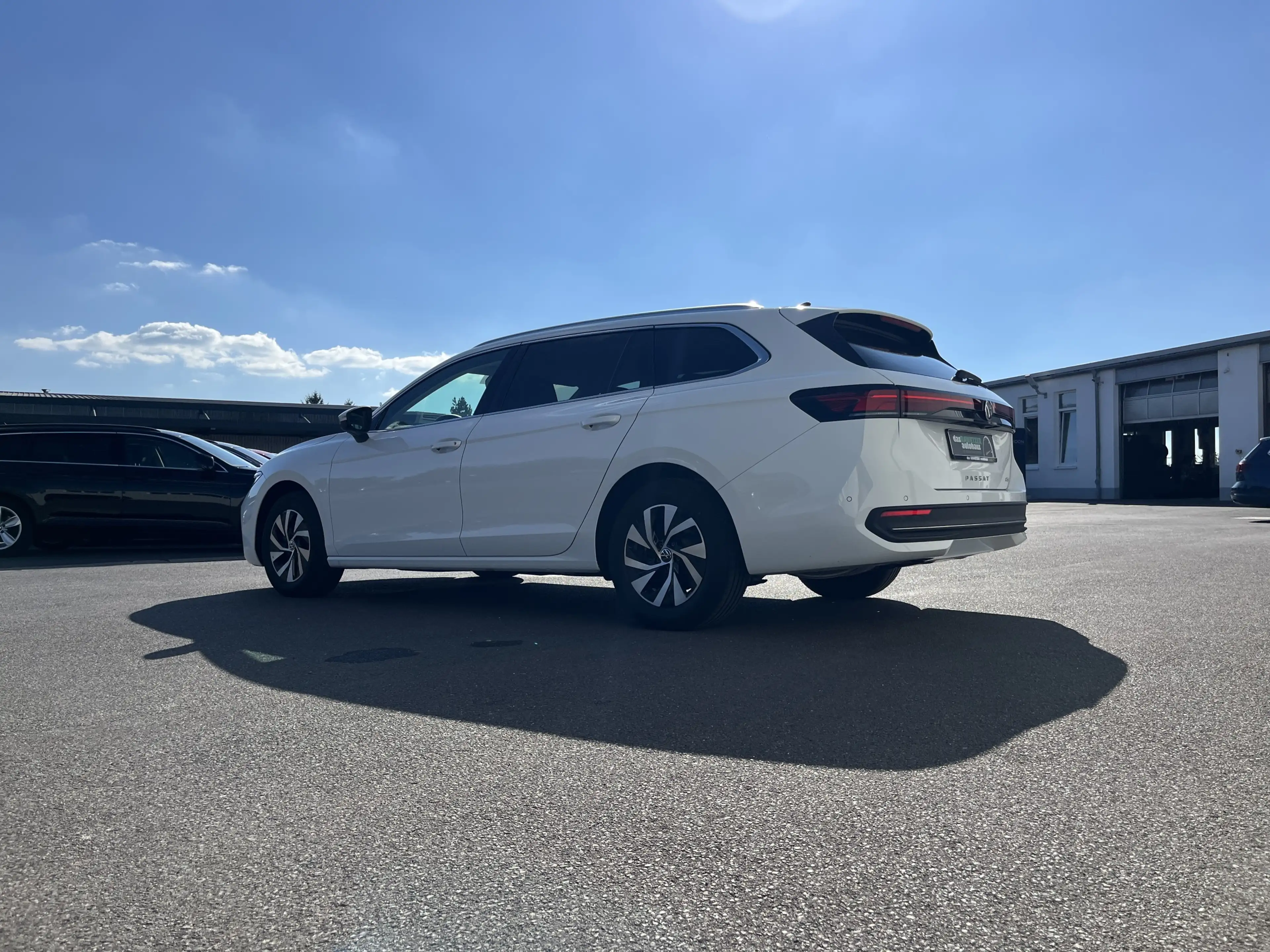 Volkswagen Passat Variant 1.5 TSI DSG Business 169€ m.20% Anz. HeadUp Navi — photo 10