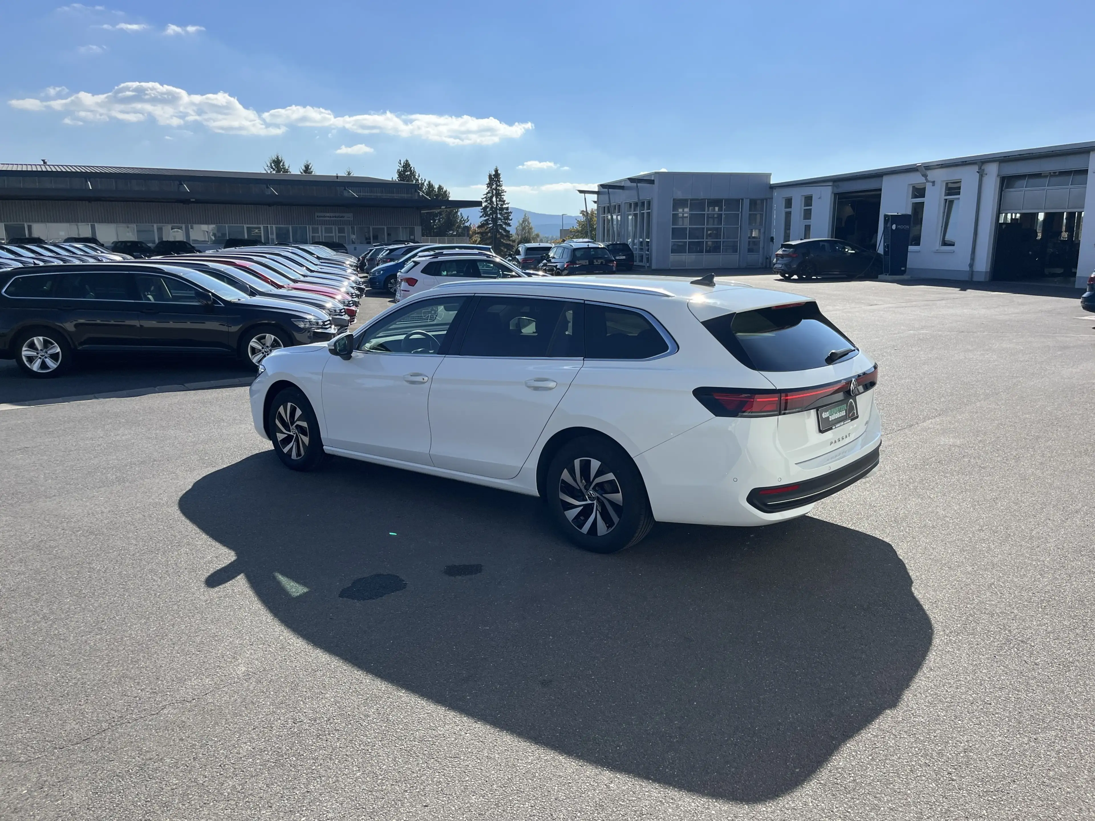 Volkswagen Passat Variant 1.5 TSI DSG Business 169€ m.20% Anz. HeadUp Navi — photo 11