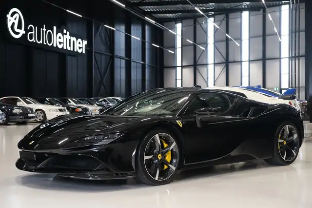 Ferrari SF90 Stradale origineel 3.006 km NL auto