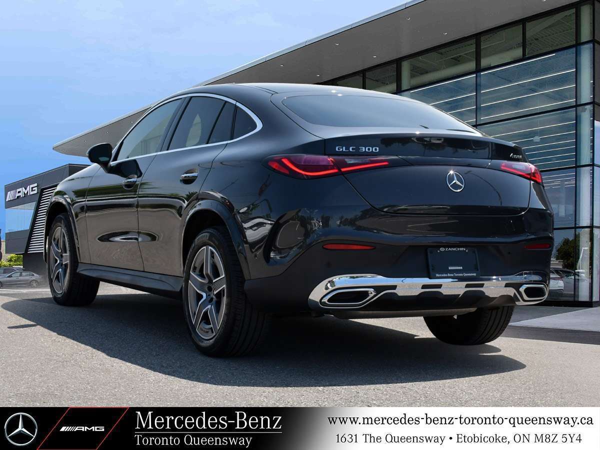 2024 Mercedes-Benz GLC 300 4MATIC Coupe|Pinnacle|AMG Line|1 Owner — снимка 1