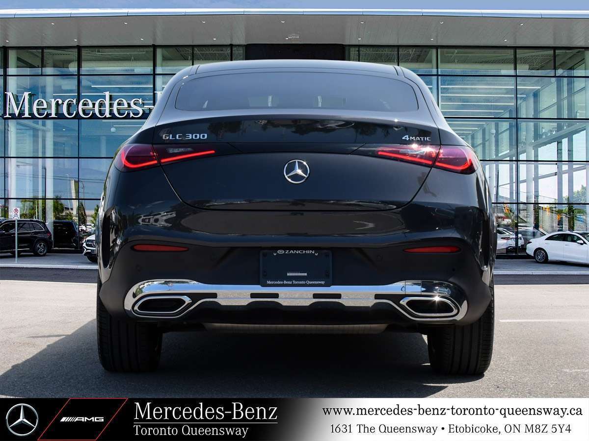 2024 Mercedes-Benz GLC 300 4MATIC Coupe|Pinnacle|AMG Line|1 Owner — снимка 1