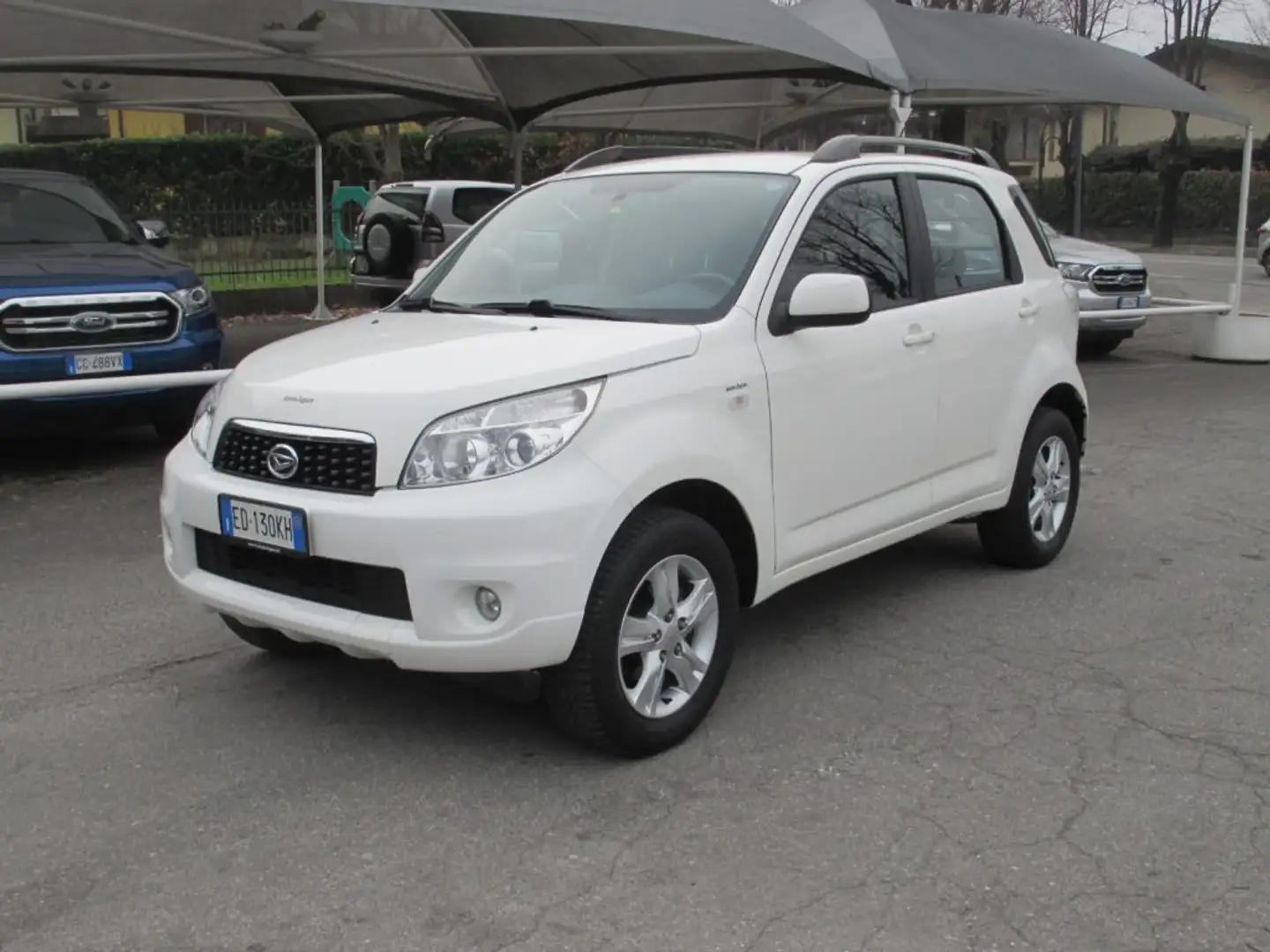Daihatsu Terios + IVA !!! OK NEOPATENTATI !!! 1.5 4WD B You A/T Blanco - 1