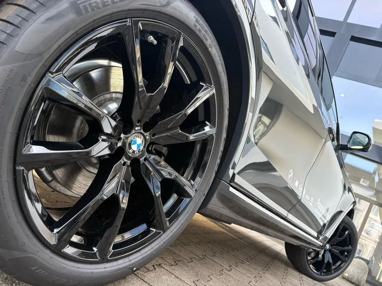 BMW X7 xDrive40d M Sport DA/PA Prof H/K 22" 4