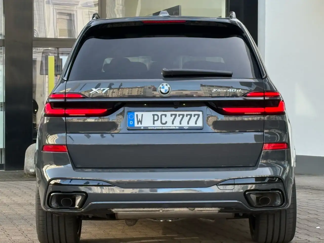 BMW X7 xDrive40d M Sport DA/PA Prof H/K 22" 6